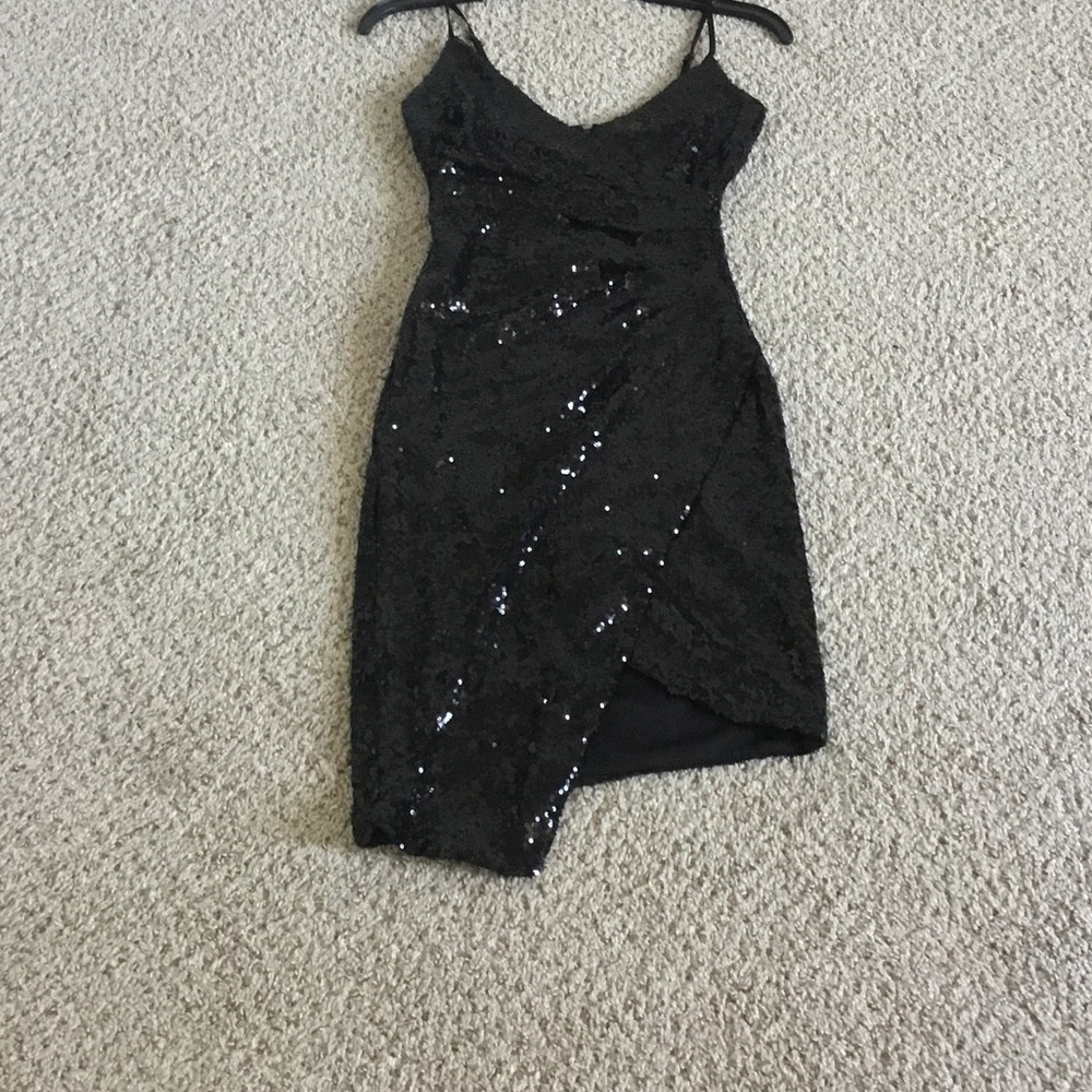 B. Smart Black Asymmetrical Sequin Dress
